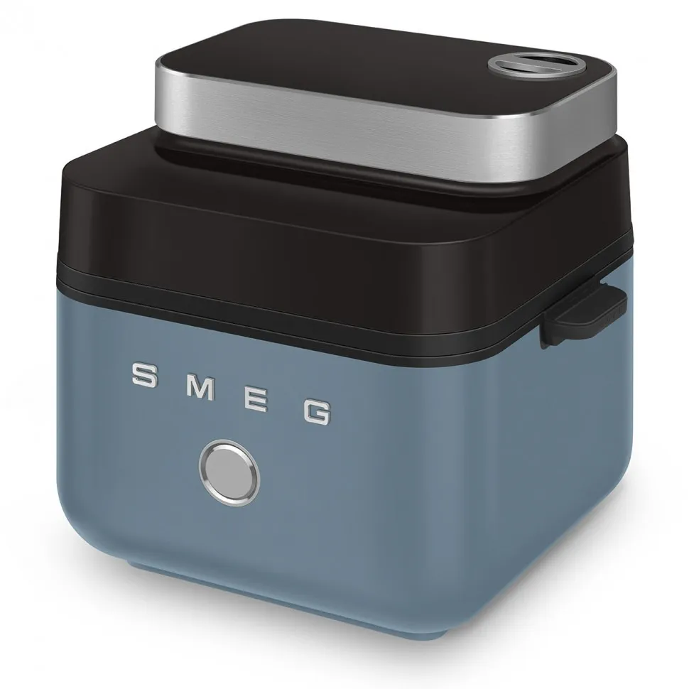 Аэрогриль Smeg Синий шторм матовый AFC01SBMEU