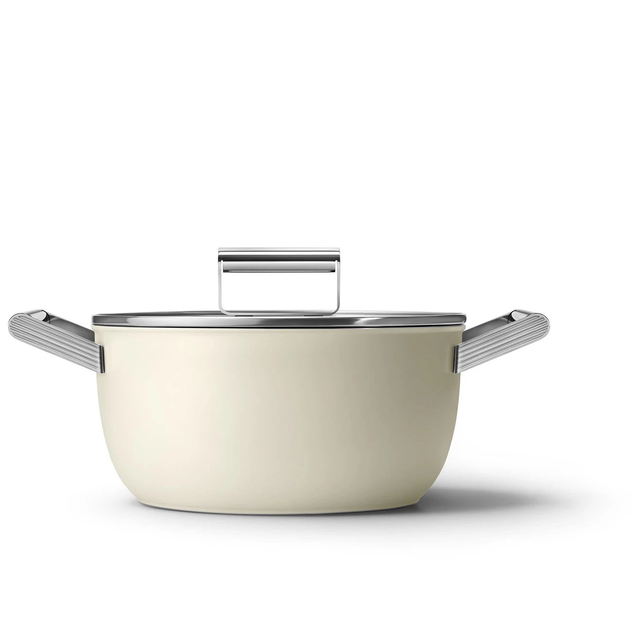 Кастрюля 24 см Smeg Кремовый CKFC2411CRM